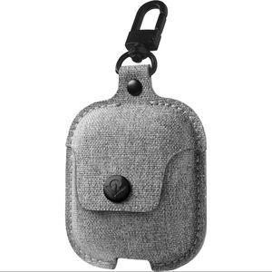 New Gray Twelve South AirSnap Twill Hardcase for AirPods